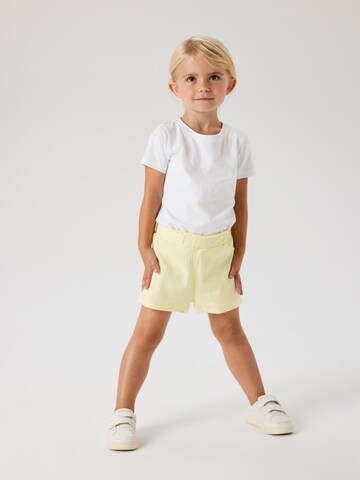 Regular Pantalon 'NMFSURAJALI' NAME IT en jaune