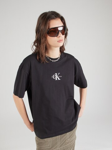 Calvin Klein Jeans Regular T-Shirt in Schwarz: Vorderseite