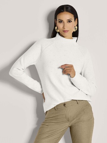 MADELEINE Trui in Wit: voorkant