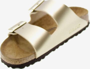 BIRKENSTOCKSandale - zlatna boja: prednji dio