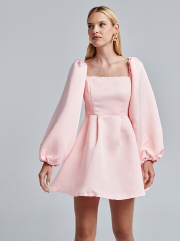 BWLDR Kleid 'Sabena' in Pink: Vorderseite