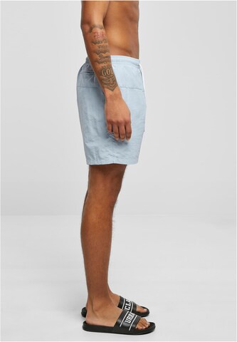 Urban Classics Badeshorts i blå