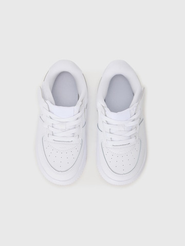Nike Sportswear Sneakers 'FORCE 1 EASYON' in White