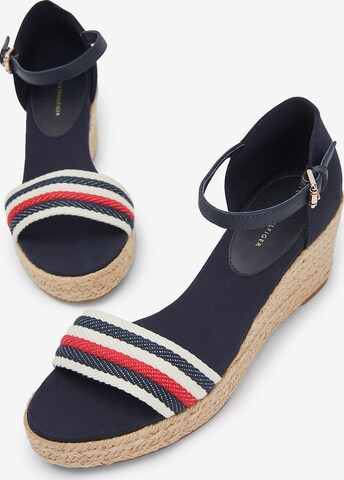 TOMMY HILFIGER Sandale in Blau