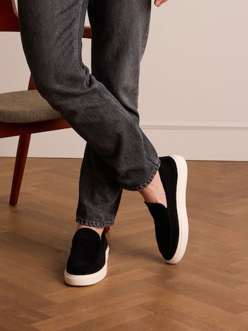 MANFIELD Slip-ons in Zwart