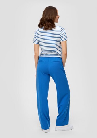 Wide leg Pantaloni cu dungă de la s.Oliver pe albastru