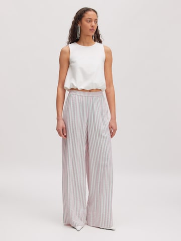 EDITED Loose fit Pants 'Cataleya' in Green