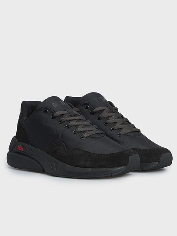 DIESEL Platform trainers 'S-SERENDIPITY LIGHT' in Black