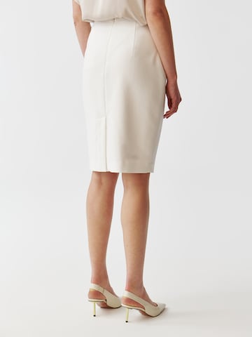 TATUUM Skirt in White