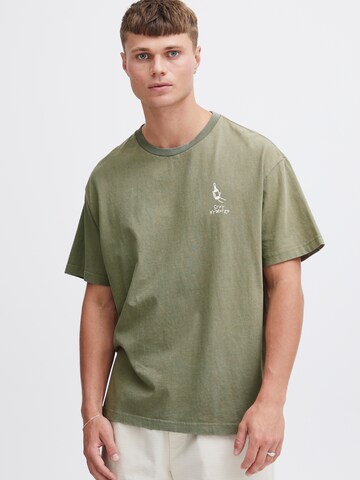 !Solid Shirt 'Ismail' in Green: front