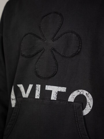 IYITO Trui 'IYMaddox' in Grijs