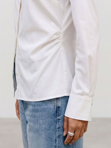 VERO MODA Blouse in White