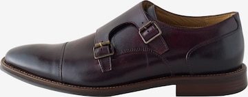 Next Nauhakengät värissä ruskea: etupuoli