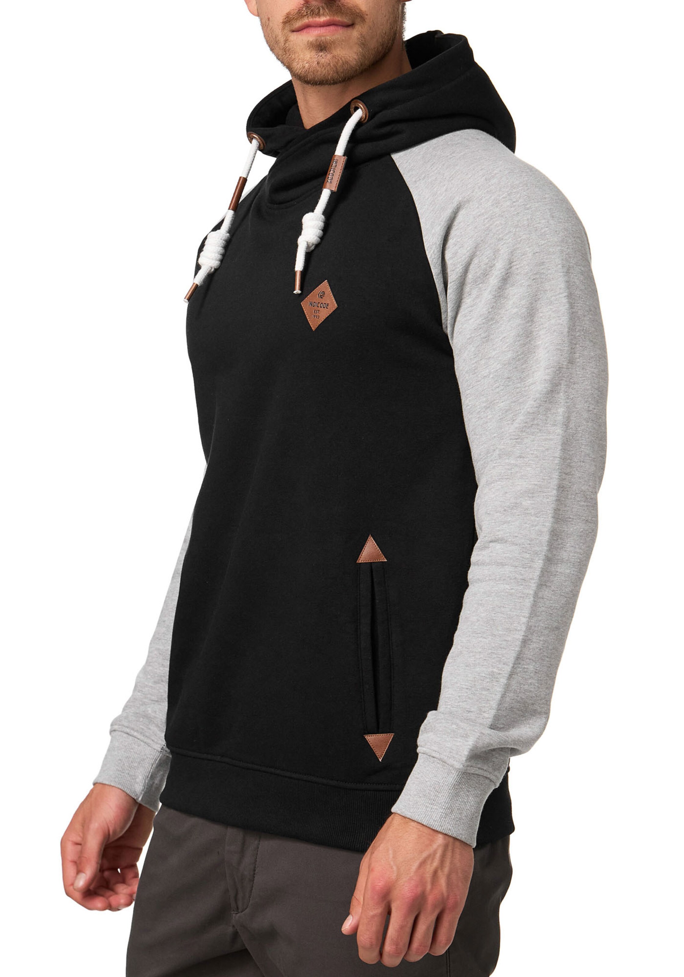 INDICODE JEANS Sweatshirt in Black