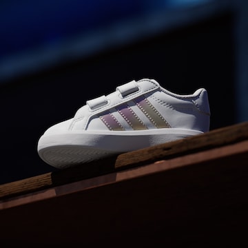 Chaussure de sport 'GRAND COURT 3.0' ADIDAS SPORTSWEAR en blanc