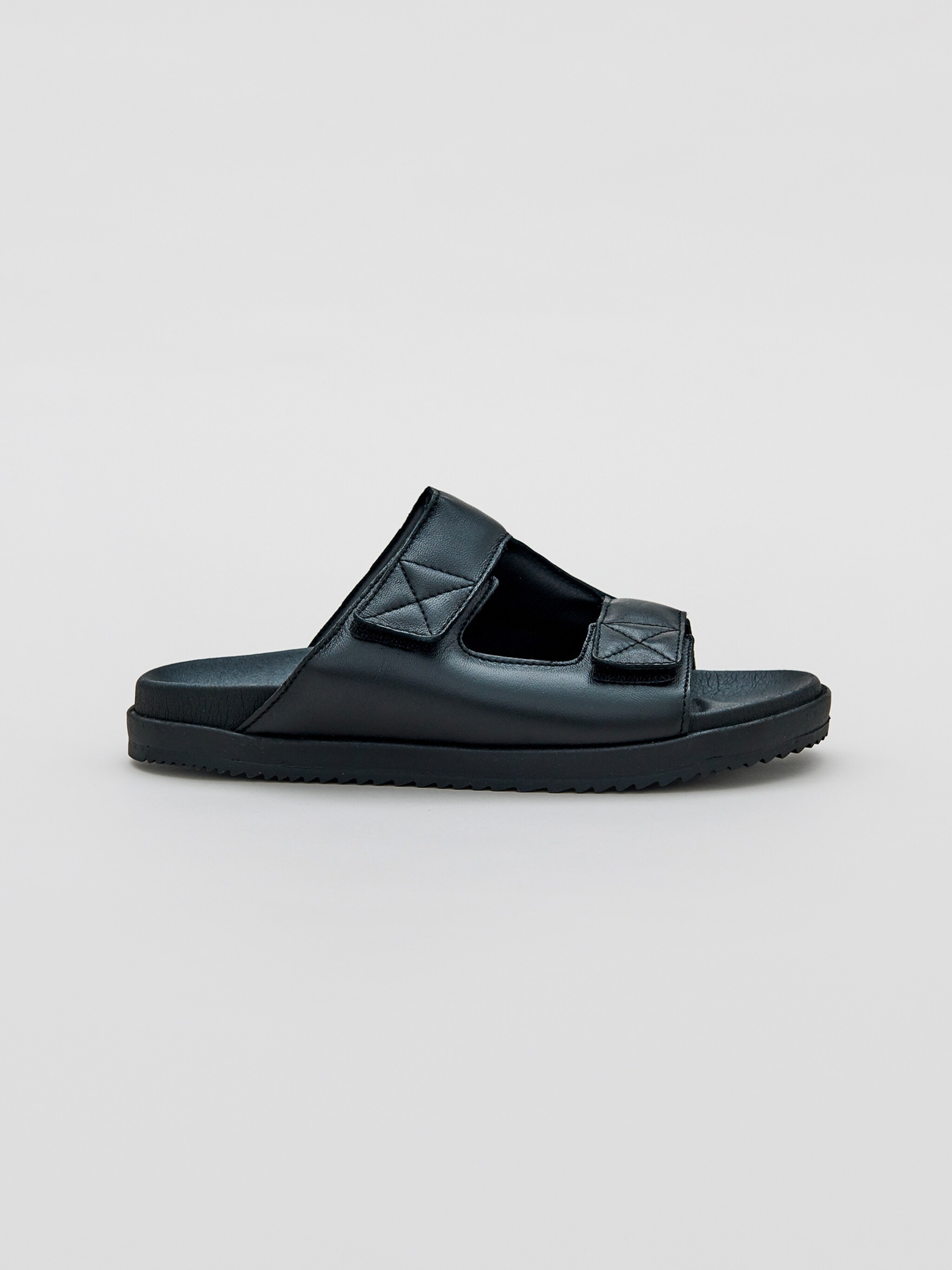 EDITED Produits Mule 'Hennie' noir