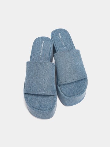 Pull&Bear Mule in Blue