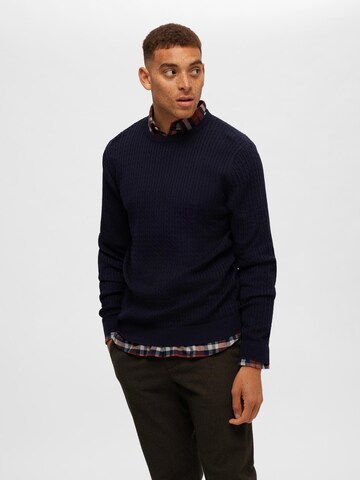 Pull-over 'Berg' SELECTED HOMME en bleu : devant