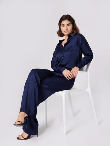 Guido Maria Kretschmer Women Blouse 'Fabiola' in Blue