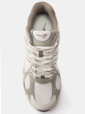 Pull&Bear Rövid szárú sportcipők - bézs