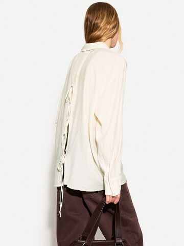 Bershka Bluza | bež barva