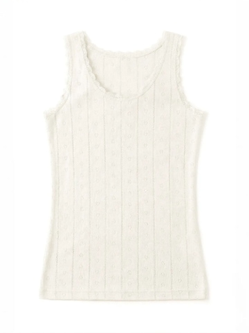 ÖTS Top 'Tanktops & Camis' in White: front