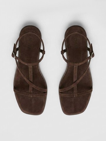 EDITED Sandaler med rem 'Toyah' i brun