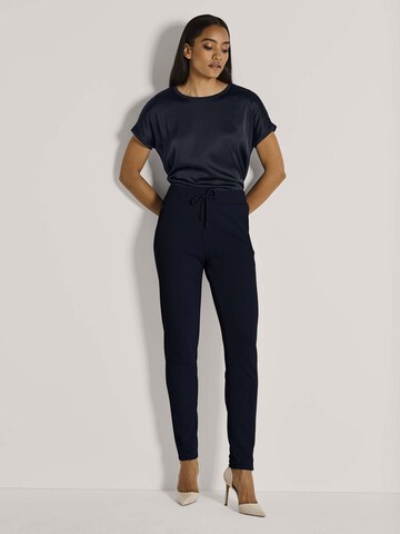 MADELEINE Slimfit Broek in Blauw