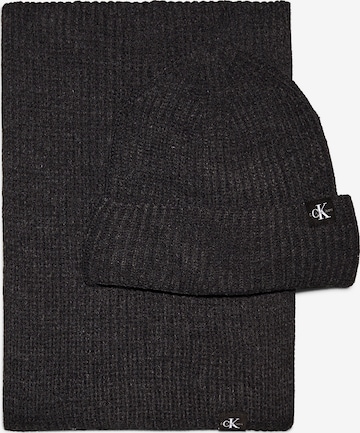 Calvin Klein Jeans Set in Black: front