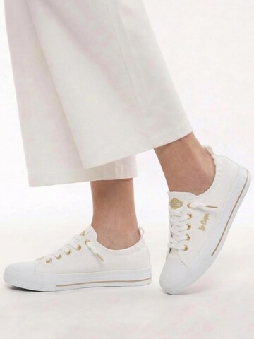 Lee Cooper Sneakers in White
