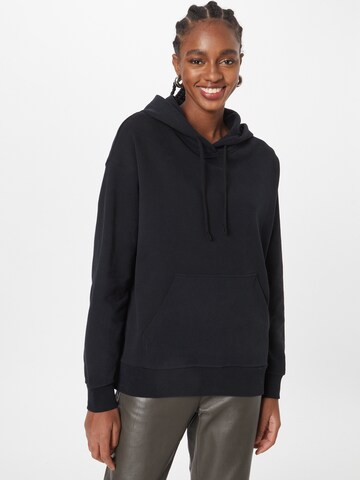 ARMEDANGELS Sweatshirt in Black: front