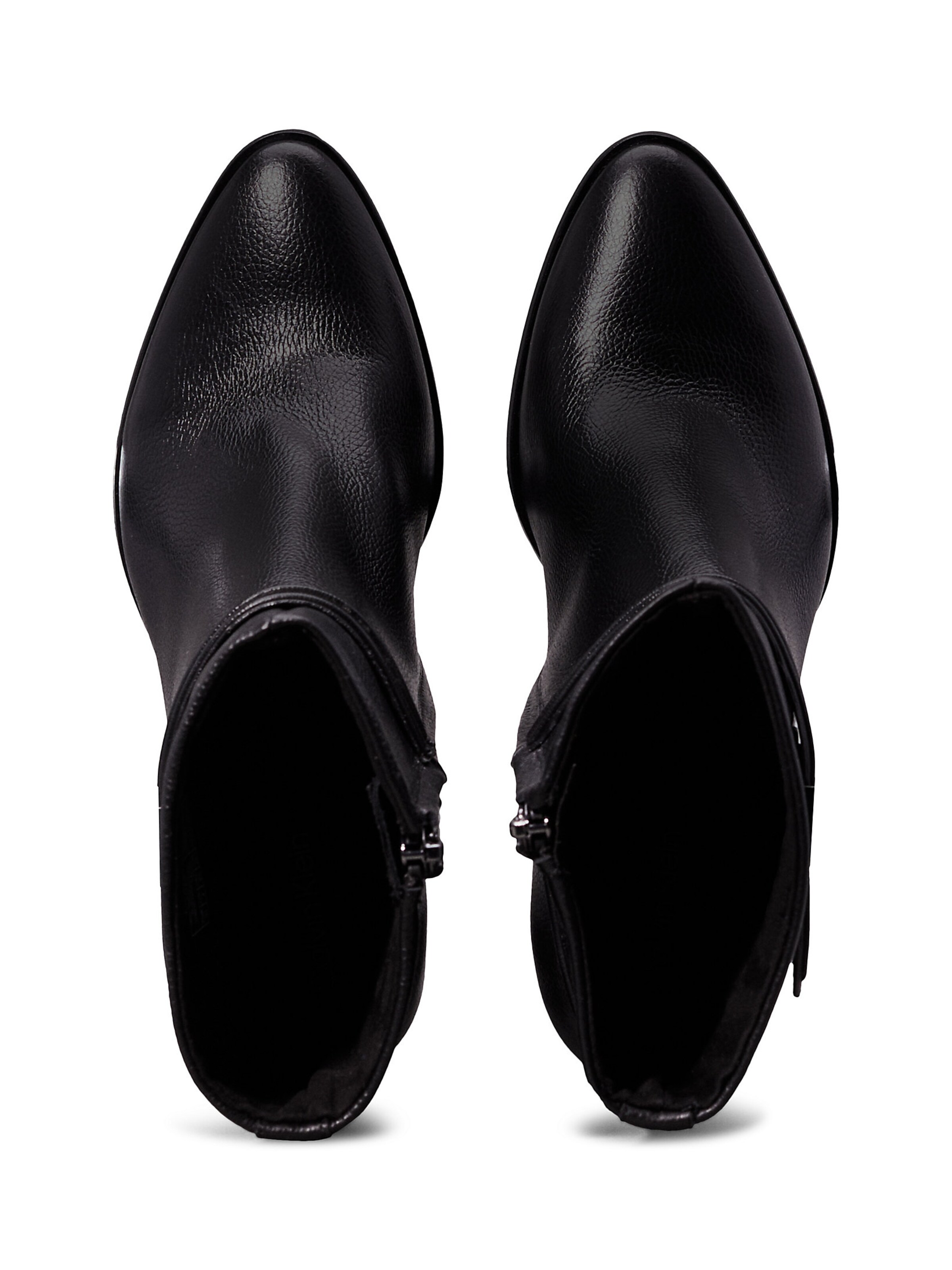 Calvin Klein Bootie in Black