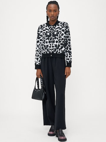 Vero Moda Petite Вязаная кофта 'VMAPPLE' в Черный