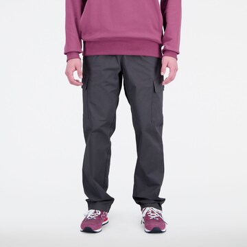 new balance Slimfit Cargobroek in Grijs: voorkant