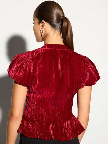 Next Blouse in Red