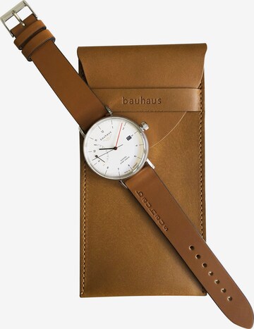 Bauhaus Uhr in Braun