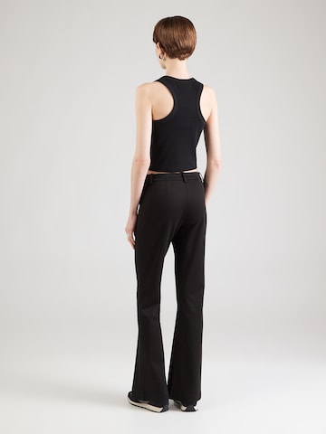 VERO MODAFlared/zvonoliki kroj Hlače 'VMDARIA' - crna boja