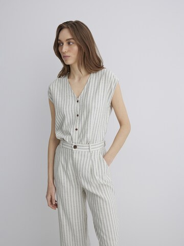 Mavi Blouse in White: front