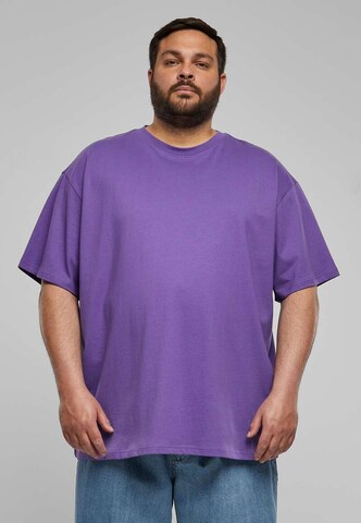 Urban Classics - Camisa 'Heavy Oversized Tee' em roxo