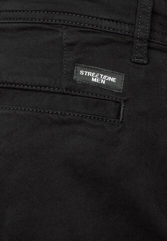 Street One MEN Regular Chinohose in Schwarz