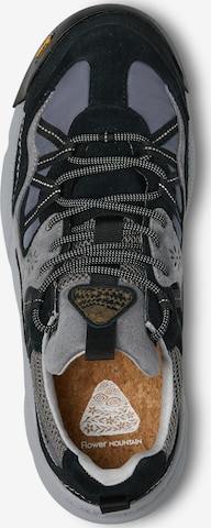 Baskets basses 'BACK COUNTRY UNI 2 WATERPROOF' Flower Mountain en gris : devant