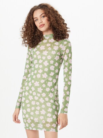 Robe Cotton On en vert : devant