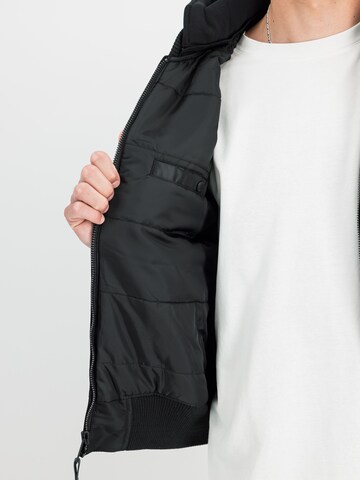 ALPHA INDUSTRIES Between-Season Jacket 'MA-1 ZH' in Black