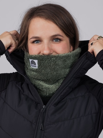 WESORA GmbH Loop scarf 'Fluffy' in Green