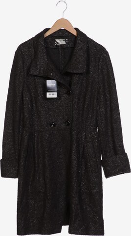 Nicowa Jacket & Coat in L in Grey: front
