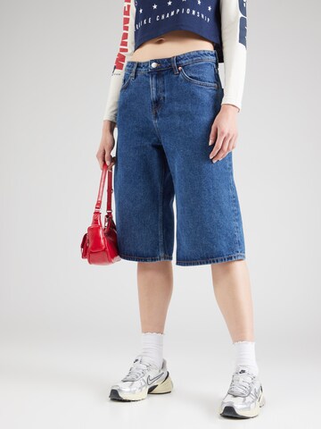 Loosefit Jean Monki en bleu : devant