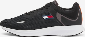 Tommy Hilfiger Sport Sneakers in Black: front