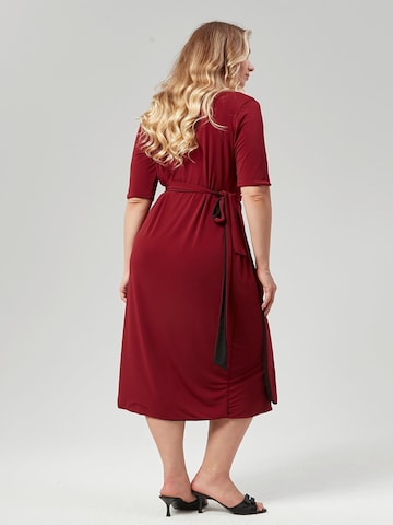 LYN MAMA Dress in Black