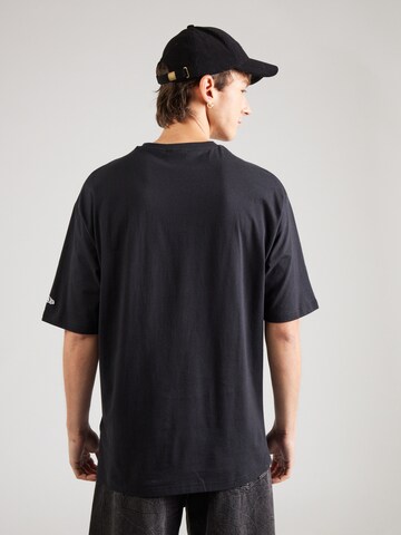 NEW ERA - Camiseta 'CHIBUL' en negro
