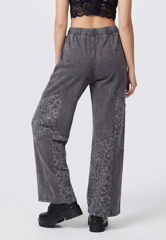 myMo ROCKS - Loosefit Pantalón en gris